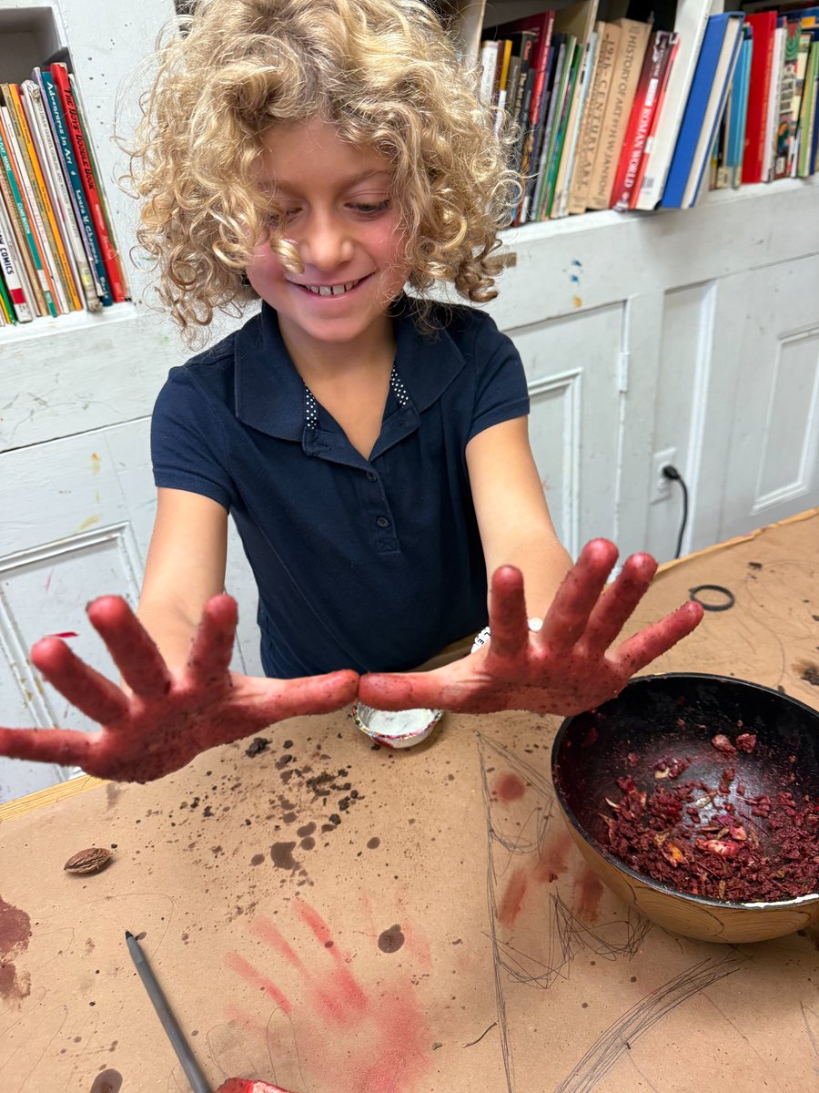 rbcsnj's tweet image. History comes to life in 4th grade! 🎨 Our &apos;Cro-Magnon&apos; students created pigments from collected natural materials to make their own cave paintings — just like early humans!
.
.
.
#RedBank #CharterSchool #RBCS #BlueStorm #ElementarySchool #TakingTheWorldByStorm