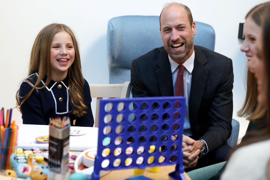 BBCBreakfast's tweet image. The Prince of Wales has officially opened a specialist centre for motor neurone disease patients and their families in Leeds named after rugby league legend Rob Burrow.

Prince William told Rob’s children - Macy, Maya and Jackson - they should be “so proud of your father because…