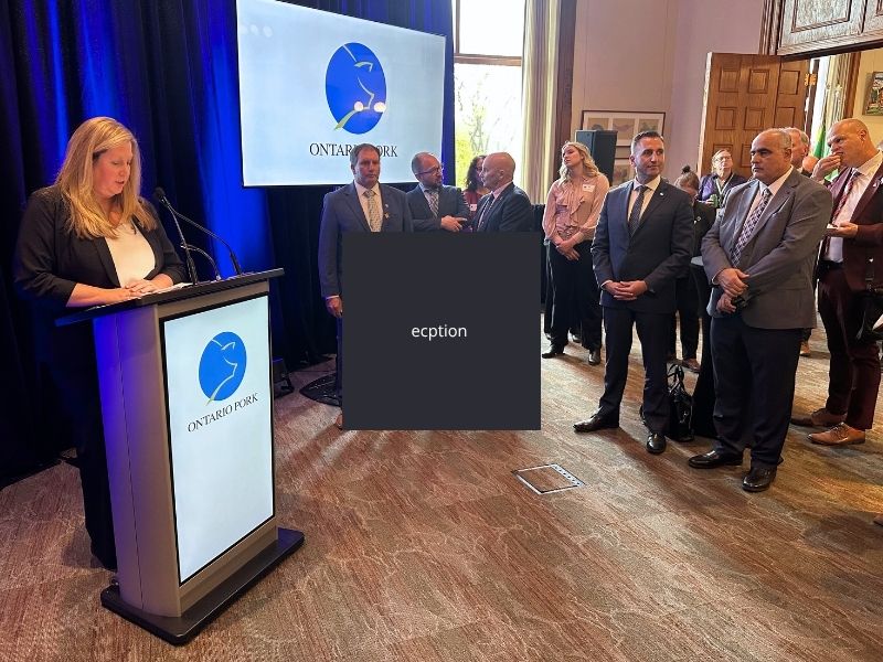 OntarioPorkNews's tweet image. This week Ontario Pork Board Members and staff joined other members of Ontario&apos;s pork industry at Queen&apos;s Park in Toronto for the Ontario Pork Queen&apos;s Park Policy Day. MPPs from all parties took time to attend the reception and we appreciate all of the great conversations.…