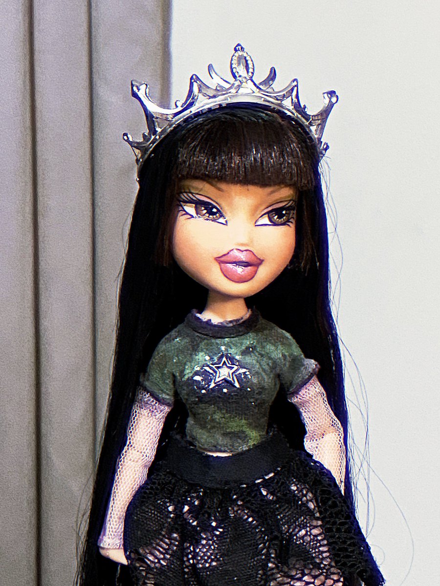 beansoju's tweet photo. Shes so Julia ✨
Instagram: @juchiplastic
#bratz #bratzrepaint https://t.co/e5M9fsUSJJ