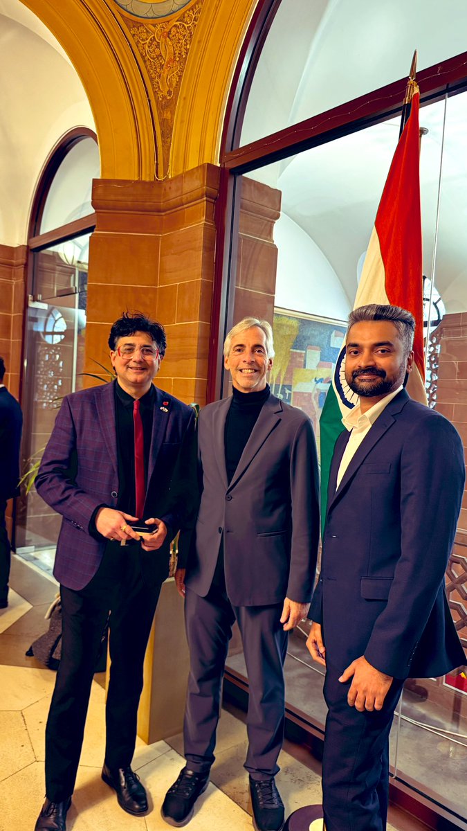 AniKaprekar's tweet image. Congratulations, @nasscom, on the new UK Forum to support UK-India trade growth following the recent trade deal.🇮🇳🇬🇧

Great to join the launch and hear from @RNamb @VDoraiswami 
@KanishkaNarayan 
@HCI_London 

Welcome to the UK. Looking forward to collaborate @TechIndiaAdv! 💫