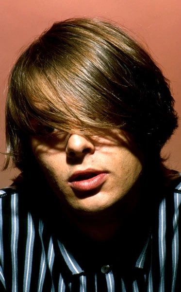 Totally gutted to hear about the passing of Mani, one of my favourite bass players, playing in two bands I love, and just came across as such a sound guy, like one of your mates up there living the dream. A true working class hero. 

Adored 🙌