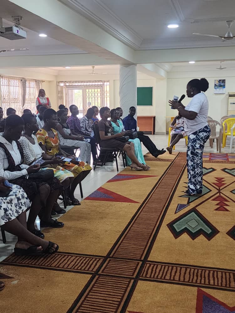 dubawaGH's tweet image. During this year’s #WeekForTruth2025, Edem Kunkpe visited Endtime Revival Centre A/G, Adenta, to highlight the subtle ways misinformation can shape opinions and behaviours.
#WeekForTruth #FactCheck