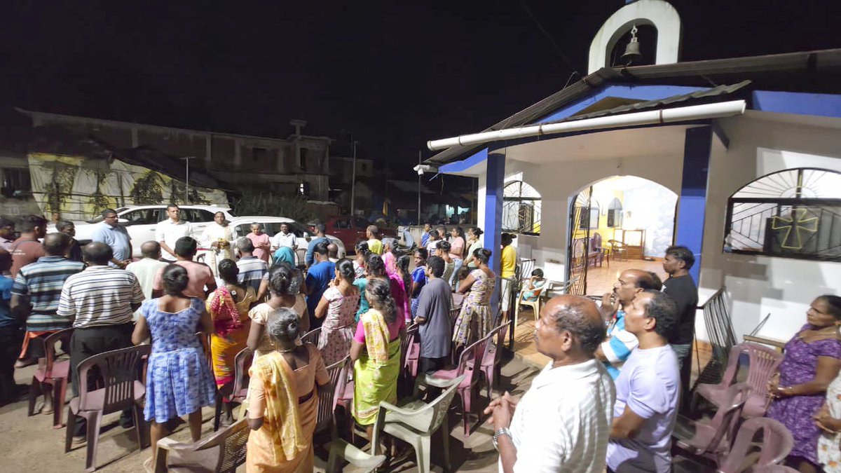 Yurialemao9's tweet image. Launched works of providing Galvulium roofing sheets over the stage and Holy Cross Chapel at Godgal Village Ambaulim in Cuncolim. Rev Fr. Carlisto Coelho, panch members Philip Fernandes, Remedio Rebello, Paroda panch member Shailesh Jotkar,  Sister Severine Pinto  were present.