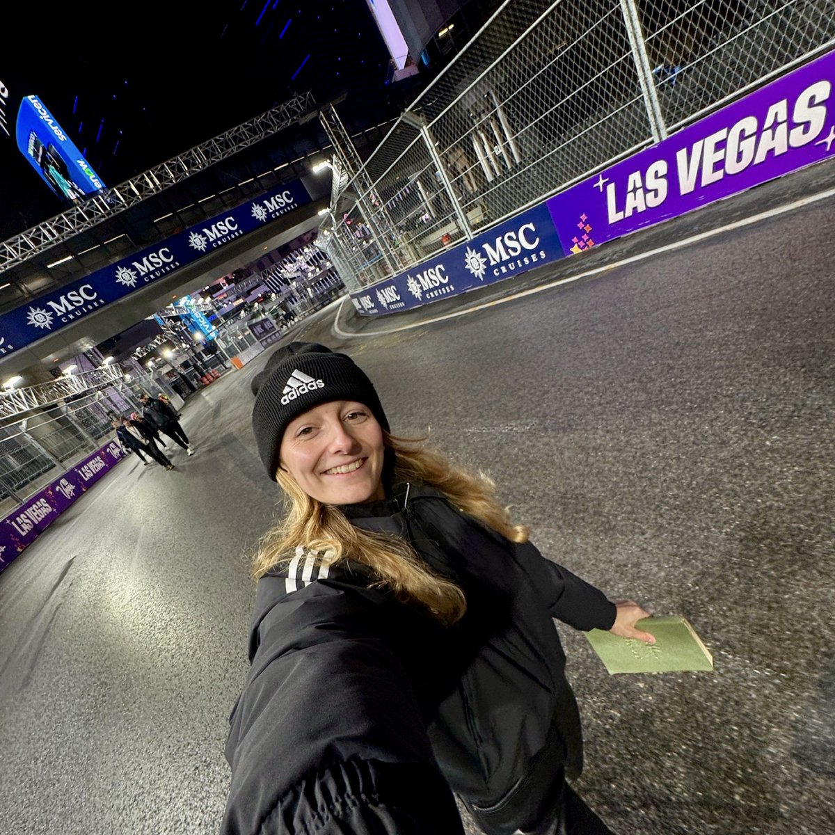 DorianePin's tweet image. Under the Las Vegas lights ✨

Off-track activities and preparation complete. Now it’s time to switch into racing mode - Practice and Qualifying today!

#F1Academy #LasVegasGP
