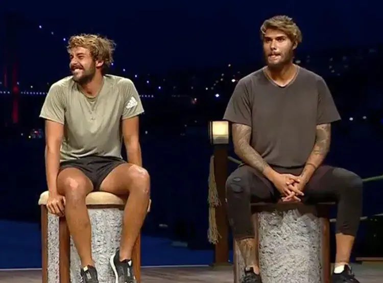 amazing_bilgi's tweet photo. CemBar’cılar ses verin burda mısınız ? 🚀👀😉
#survivor2026 https://t.co/peCspX2AKQ