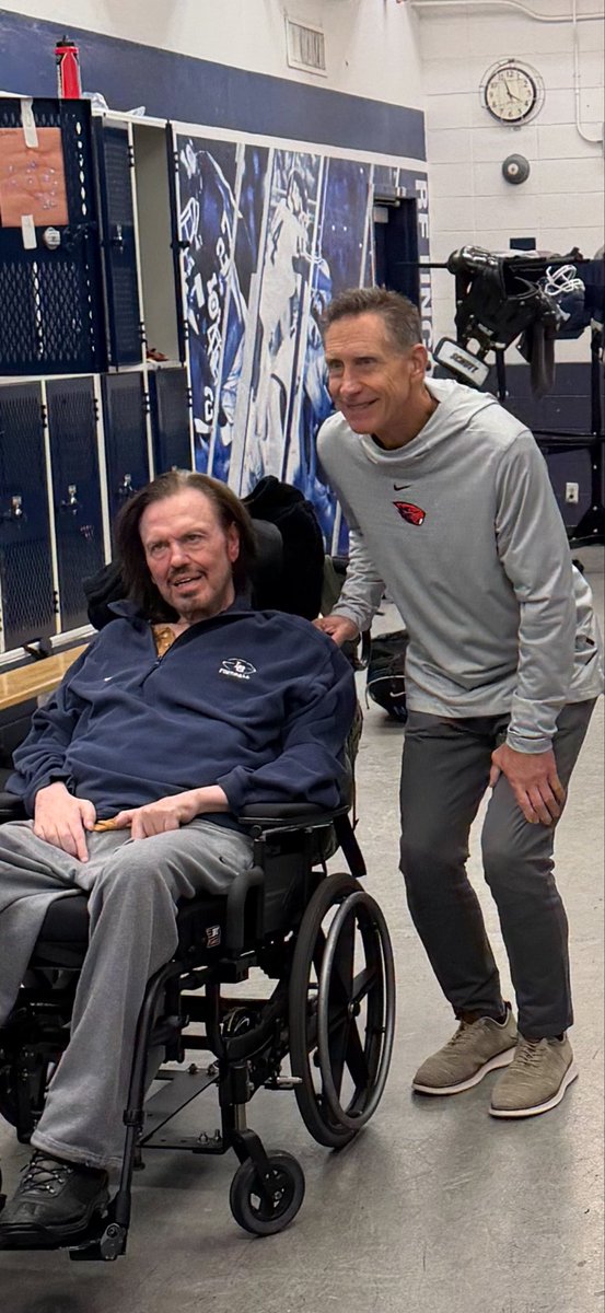 LO Lakers Football tweet media