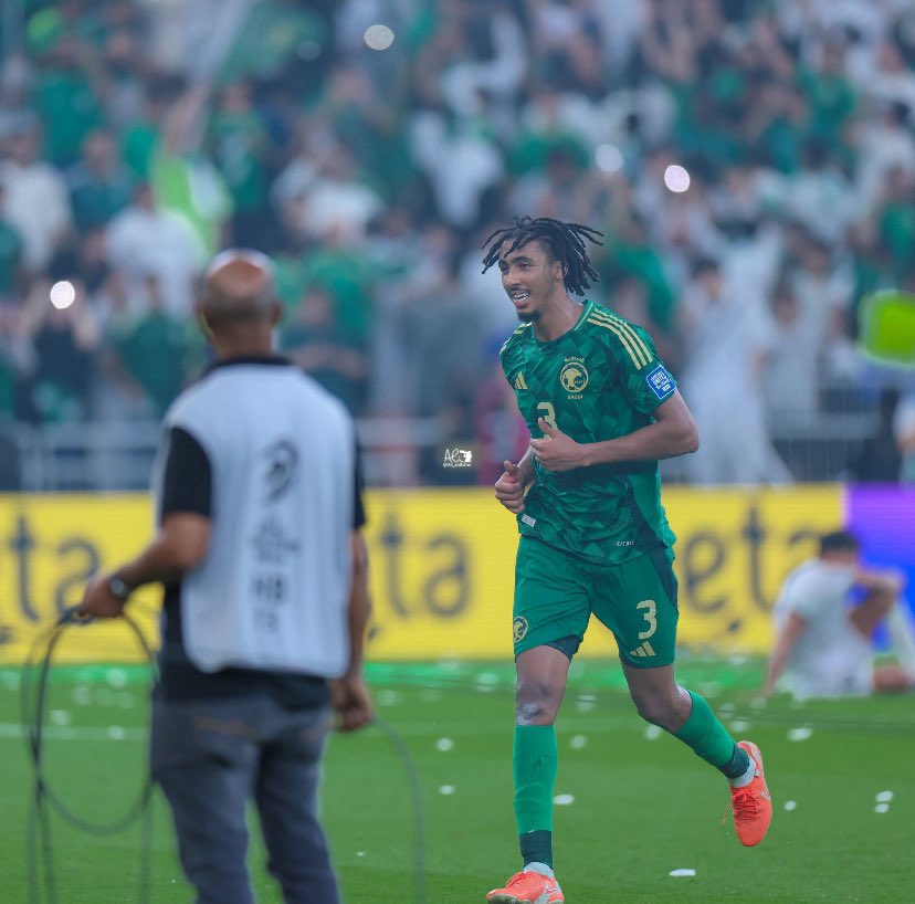 mnbrQadsiah's tweet image. 🚨🚨🚨🚨🚨🚨🚨🚨🚨🚨🚨

رسمياً:

استدعاء ثلاثي القادسية إلى قائمة المنتخب السعودي في كأس العرب 2025:

• محمد أبو الشامات
• جهاد ذكري
• مصعب الجوير

#القادسية | #MQ