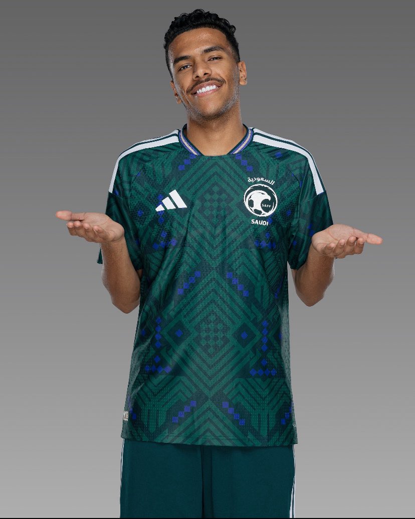 mnbrQadsiah's tweet image. 🚨🚨🚨🚨🚨🚨🚨🚨🚨🚨🚨

رسمياً:

استدعاء ثلاثي القادسية إلى قائمة المنتخب السعودي في كأس العرب 2025:

• محمد أبو الشامات
• جهاد ذكري
• مصعب الجوير

#القادسية | #MQ