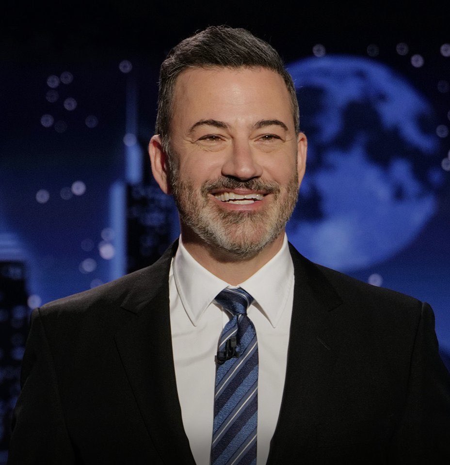 DiscussingFilm's tweet image. Donald Trump is calling for Jimmy Kimmel to be pulled off the air again after Kimmel made jokes about Trump’s connections to Epstein

“Why does ABC Fake News keep Jimmy Kimmel, a man with NO TALENT and VERY POOR TELEVISION RATINGS, on the air? Why do the TV Syndicates put up with…