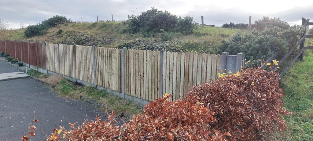 walshthomasf's tweet image. Thank you to Sligo County Council for repairing the fence at Kingsfort Manor Estate, Ballintogher.