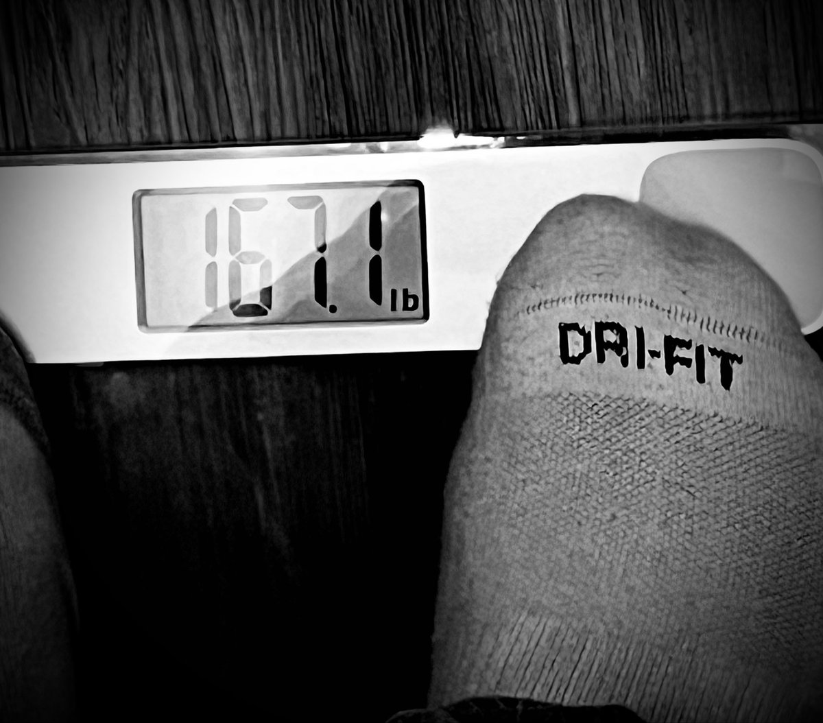 LandonCWallace's tweet image. Weighed in at 1⃣6⃣7⃣.1⃣ last week during my quarterly weigh in.

🆙 another 8.9lbs of muscle since September

#ShortStepsLongVision #OffSznGrind #FocusedOnTheProcessNotTheOutcome

@CoachDeeHaskins @EastviewHFC @RaleighTexada @DreH_1997 @merghel17 @RecruitEV @CoachNealy…