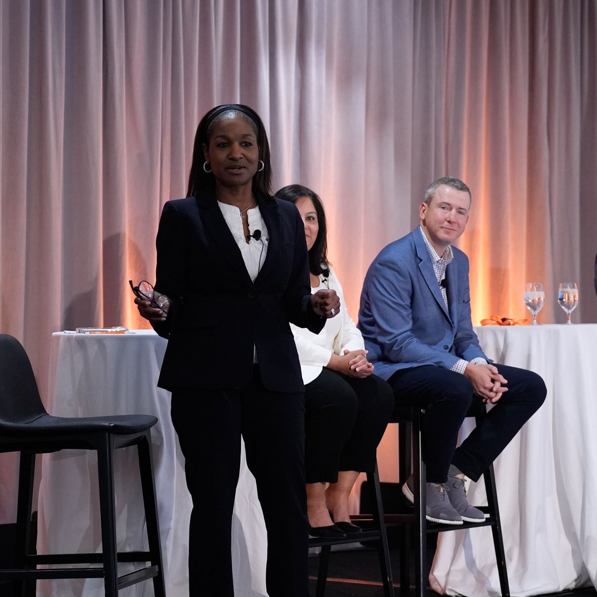 We’re excited to announce Yemisi Bolumole as the next head of the <a href="/HaslamUT/">Haslam Business</a> #SCM department, starting Jan. 1, 2026. 🍊👏  A respected leader &amp; director of #GSCI Transportation &amp; Logistics Collaborative, she succeeds John Bell. Learn more about Bolumole: hubs.la/Q03VffMS0