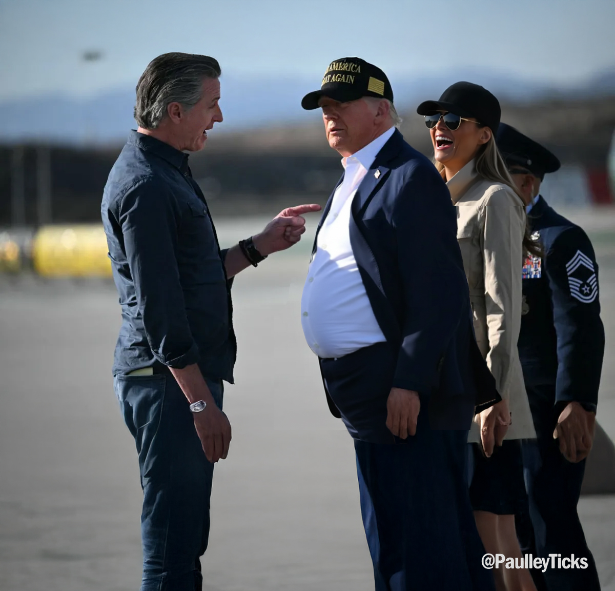 PaulleyTicks's tweet image. &quot;Quiet, Piggy.&quot;