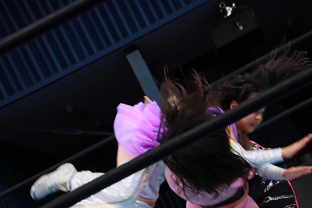 sathuki_99's tweet image. hot！Step！JUMP！
～hotシュシュ板橋大会～
2025年11月3日(月・祝)17時30分開始
#prhot

第3試合 タッグマッチ30分
#しのせ愛梨紗 ＆ #緋彩もえ
 vs
#薮下めぐみ ＆ #緋彩ませ