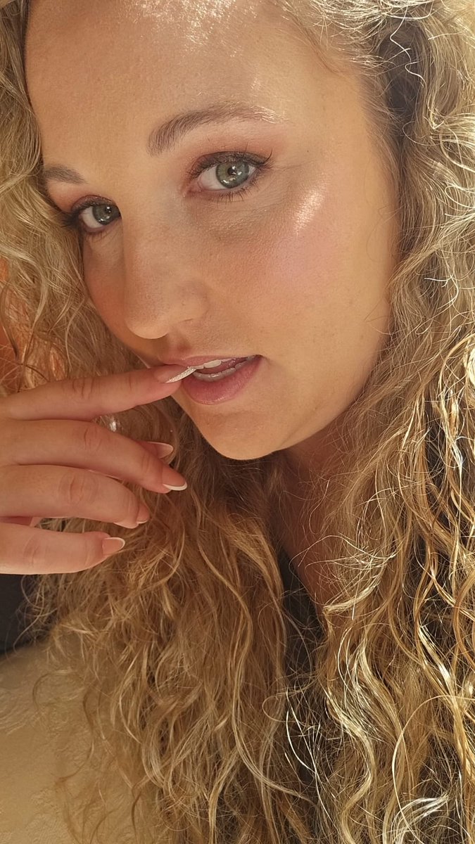 Devine ce que je regarde ? 
#NGOT #Y44 #NGY44
<a href="/CamaSutrax/">🌺 CamaSutra 🌺</a>
<a href="/DLingeriesexy/">🌶DLingeriesexy🌶</a>
<a href="/lafrancecoquine/">La France Coquine</a>
<a href="/FrancaisesSexy/">Sexy Francaises</a>
<a href="/OrgasmicGroup/">Virtual Orgasmic Group 22k 🔞</a>
<a href="/leloungesexy/">Les P'tites Copines</a>
<a href="/PartageDefiHot/">PartageDéfiHot</a>
<a href="/nofacemodele/">nofacemodele🔞8.3k</a>
@France_Dildo
<a href="/Body_Art_be_fr/">Sex and Body Art 😏</a>
<a href="/frenchieswild/">FRENCHIES WILD</a>
<a href="/PubPartage/">Partage ta pub</a>
<a href="/_coyotes_girls/">Coyote girls</a>
<a href="/VirtuAss/">VirtuaOFF 🍑✨</a>
<a href="/SpicyGirlsNSFW/">SPICY GIRLS 🌶️✨🔞</a>