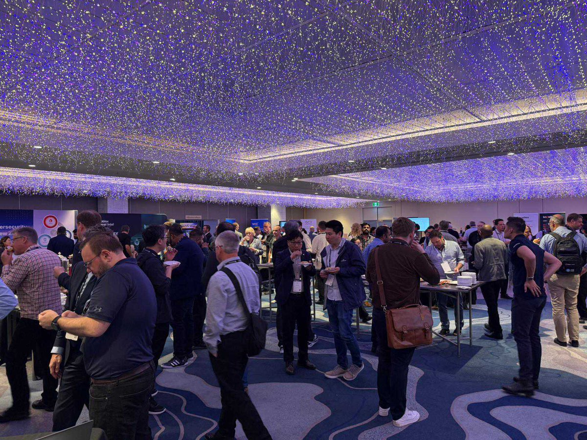 Bugcrowd's tweet image. Saying goodbye to #Auckland, but not without the memories and connections we made. 🤩

Our first #CISO New Zealand was a success, and we hope to be back next time!