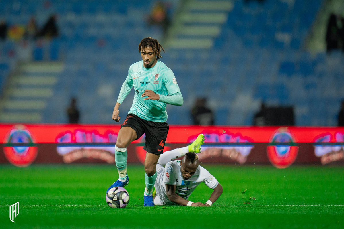 mnbrQadsiah's tweet image. 🚨🚨🚨🚨— الميدان :

جهاد ذكري يعود إلى التشكيلة الأساسية ضد الأهلي 

#القادسية | #MQ