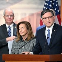 uhapm41616946's tweet image. which could have big ripple effects worldwide. It’s a clear sign that innovation and government incentives are really driving change—exciting times for clean tech.  
#ElectricTrucks #EnergyTransition #FossilFuels #CleanTech