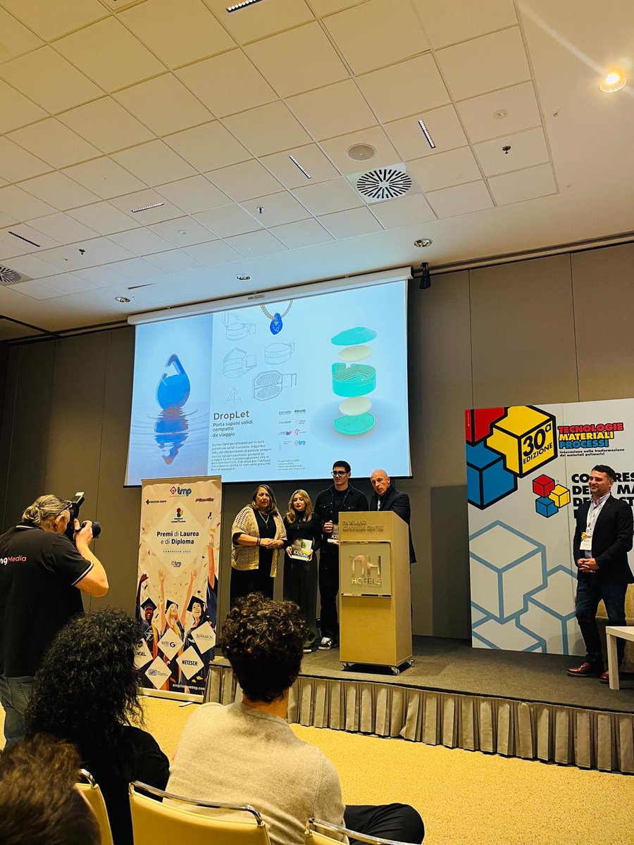 APIdal1946's tweet image. Oggi A.P.I. ha partecipato al XXX Congresso delle materie plastiche .

Due i momenti in cui le #PMI sono state protagoniste. 
Vuoi saperne di più? 
linkedin.com/feed/update/ur…

#apinonsiferma #apifaimpresa #innovazione #sostenibilità