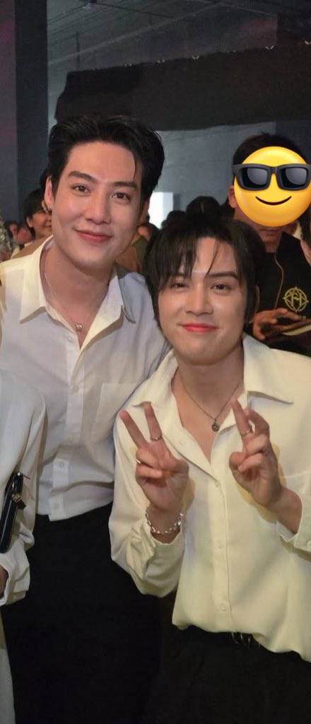 Kitywinterbaby's tweet image. 隨意拍照都可以是畫報😍😍😍

Cr. Timaura ig

#SailubPon
#PonThanapon
#SpySailub
#BENZALERT 
#PonThanapon