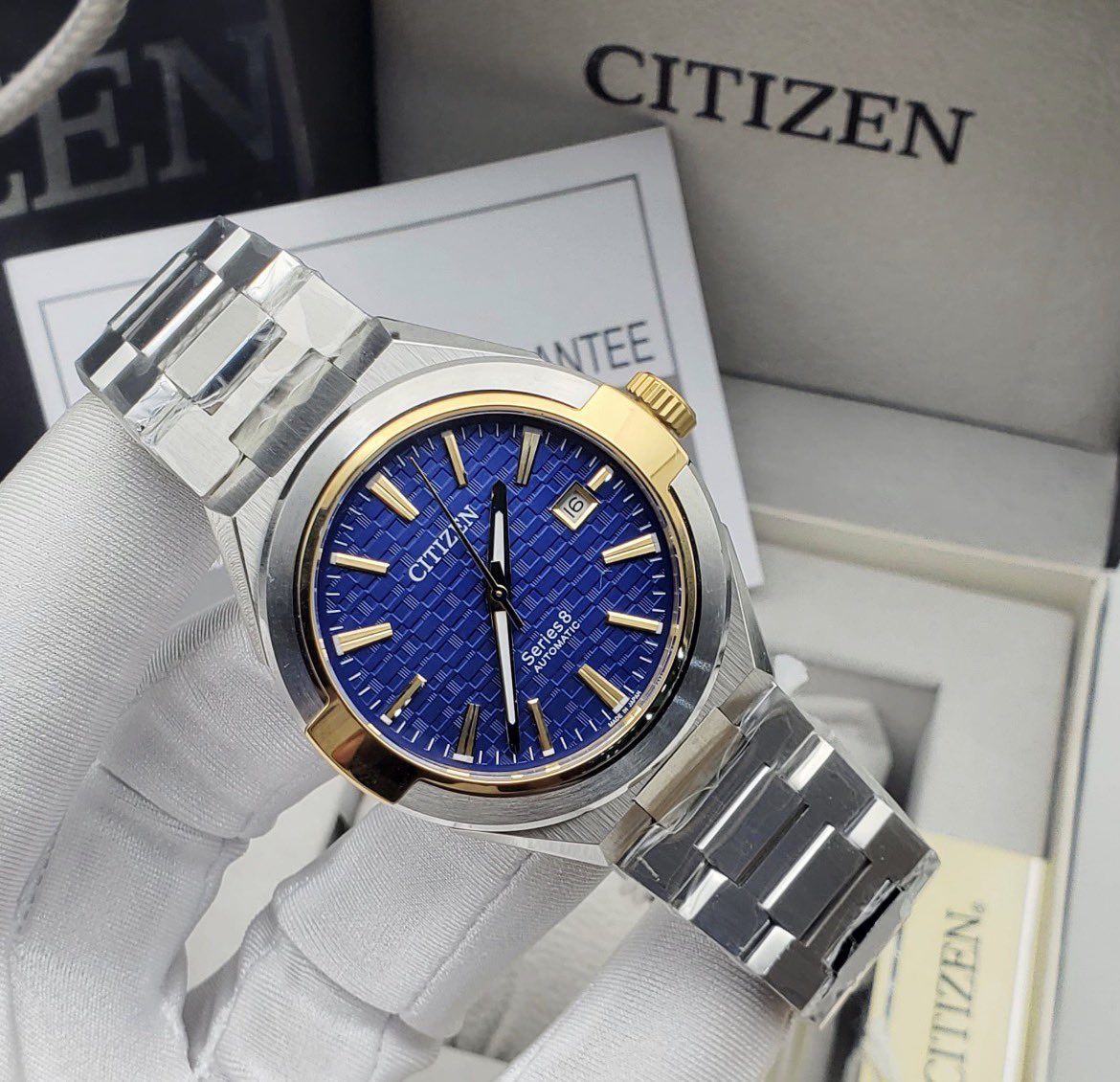 shvkurr_'s tweet image. ⌚️⚙️
-
₦ 220,000