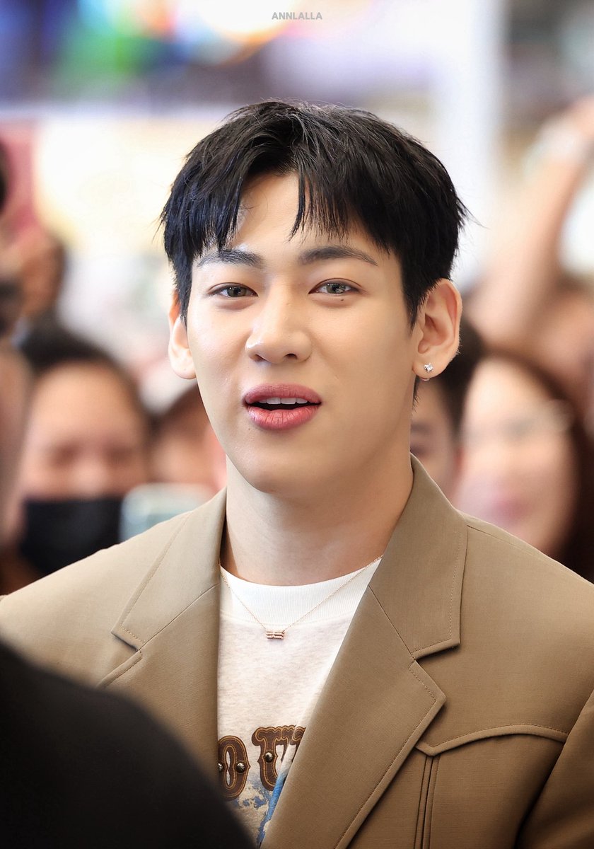 251120 ✨BamBam BOONAZ  1ST POP-UP IN BANGKOK

ทั้งน่ารักทั้งหล่อ ☺️

#BoonazxBamBam
#BamBam <a href="/BamBam1A/">BamBam</a>