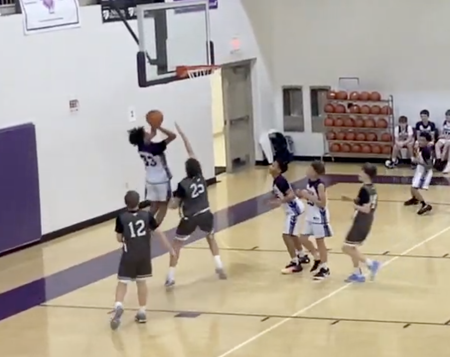 Lewis & Clark Basketball tweet media