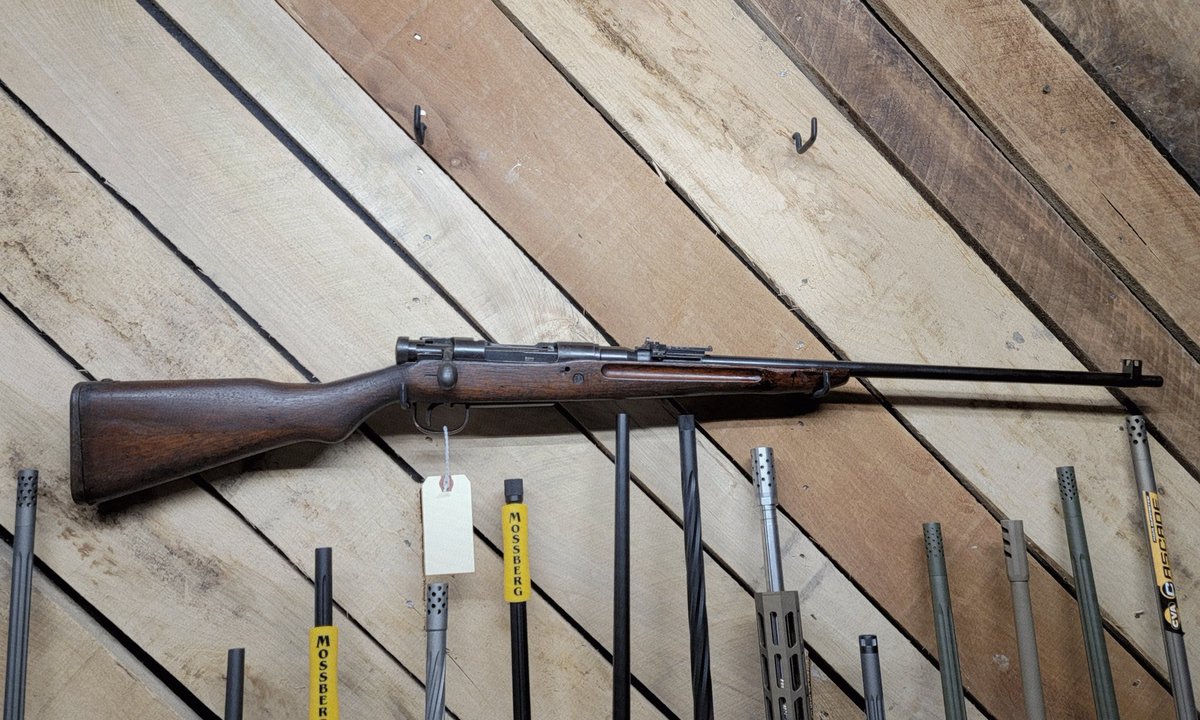 outdoors_deer's tweet image. The Arisaka Type 99 (7.7x58mm) was in service from 1939 through 1945 by the Japanese. This iconic bolt-action rifle brought heavier firepower to WWII infantry. 

#arisaka #Type99 #77x58 #77x58mm #wwiihistory #MilitaryCollectibles #rifle #used #newarrivals