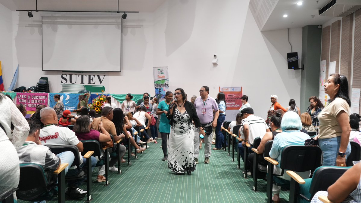 fecode's tweet image. Continúa hoy en su segundo día el Seminario Internacional de FECODE junto a la @intEducacion, donde asisten los y las responsables de las Secretarías de Género, Inclusión e Igualdad de nuestras filiales, junto al equipo de FECODE, desarrollando talleres, dando a conocer…