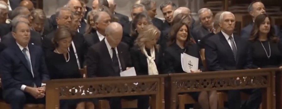 KelemenCari's tweet image. Dick Cheney&apos;s funeral and Kamala is solo.