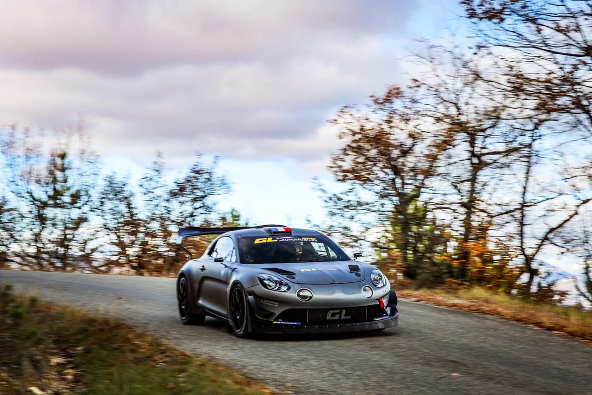 SebastienLoeb's tweet image. Journée de tests au top avec toute l’équipe #GLAutomobiles 👌🏻 Un grand merci à tous 🙏🏼

Hâte d’en découdre au Rallye du Var dans 1 semaine 🔥

#RedBull #RichardMille #Michelin #GLAutomobiles #Bardahl