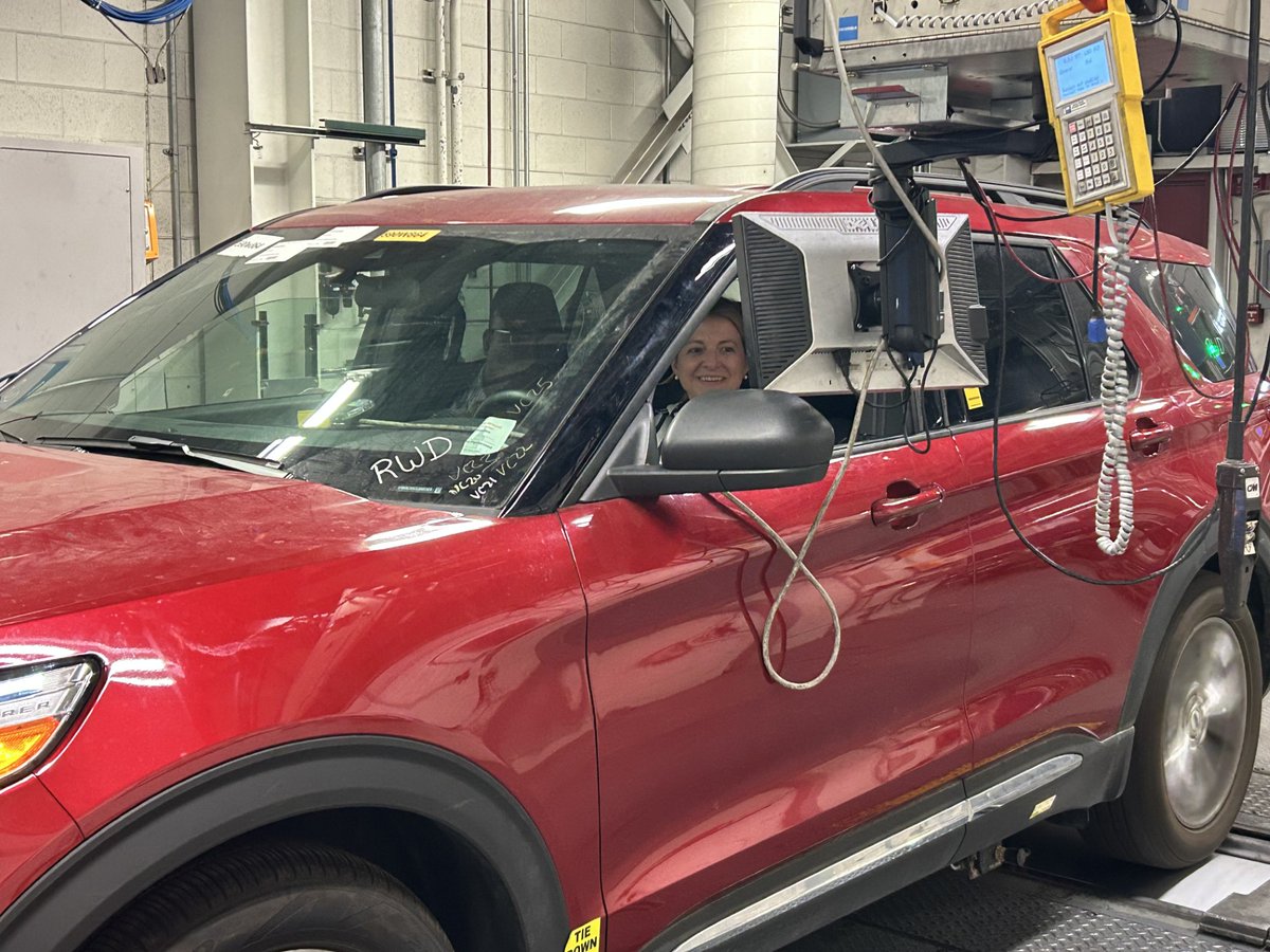 FordCareers's tweet image. Ashley Priskey, #humanresources director, enjoys seeing her work firsthand, noting few companies offer test drives as part of the job. Joining Ford felt destined, as her grandfather worked for over 30 years at the Utica Trim Plant.

Join her at spr.ly/60167il9G

#WeAreFord