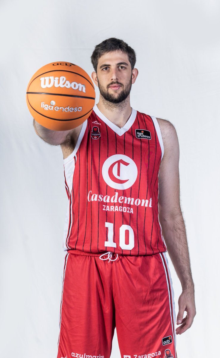 🎄✨ Casademont Zaragoza encenderá 𝐥𝐚 𝐍𝐚𝐯𝐢𝐝𝐚𝐝 𝟐𝟎𝟐𝟓 en <a href="/elcorteingles/">El Corte Inglés</a> con un gesto solidario

<a href="/marionaortiz4/">Mariona</a>, <a href="/jfernandez__4/">Jaime Fernandez</a> y Link pulsarán el botón del tradicional alumbrado navideño de Sagasta

🔗 casademontzaragoza.es/noticias/casad…