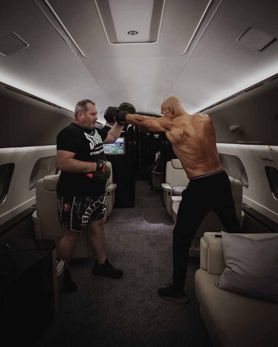 Cobratate's tweet image. GM