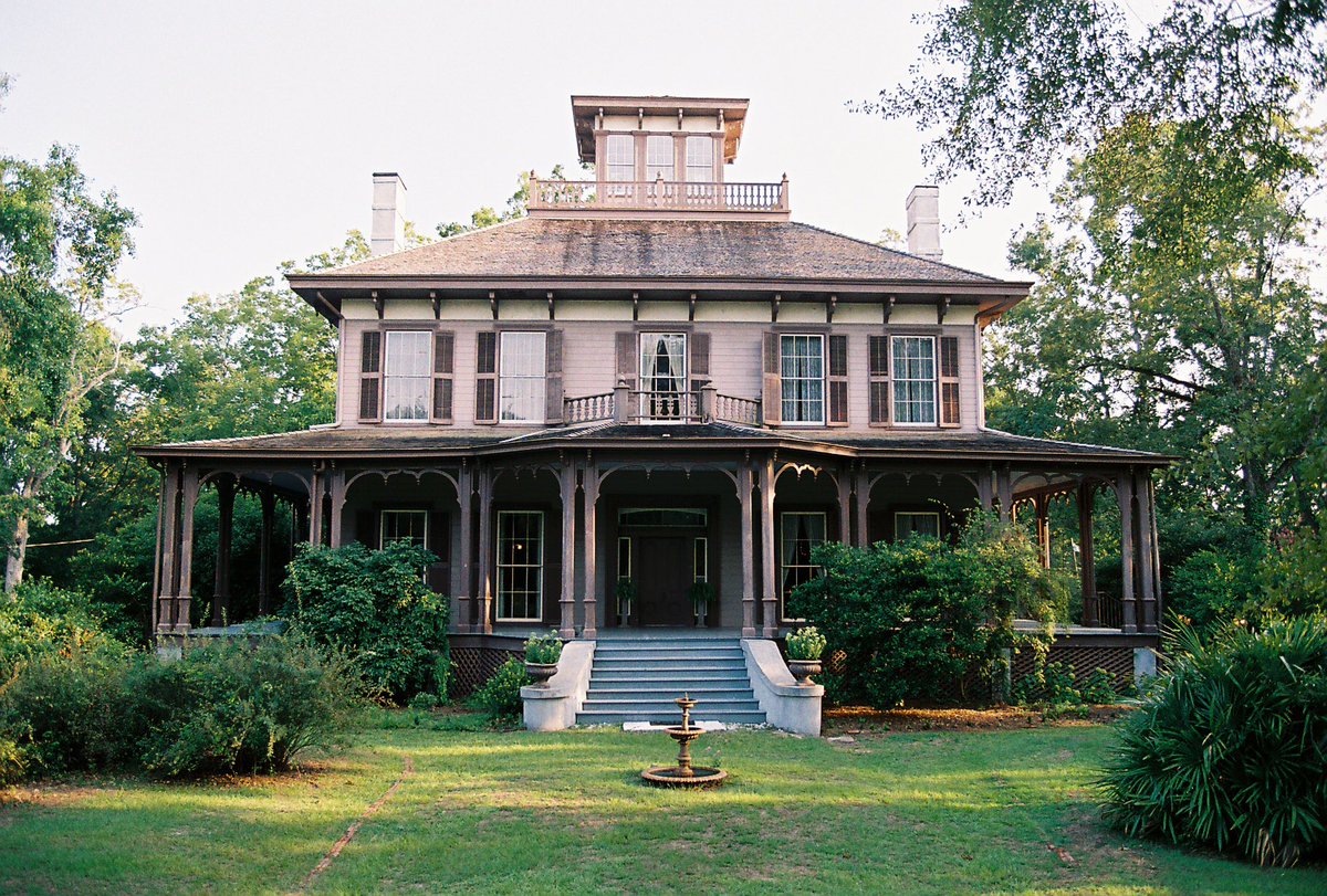 RawAlabama's tweet image. Fendall Hall is an antebellum Italianate home Constructed between 1856 and 1860

Eufaula, Alabama.