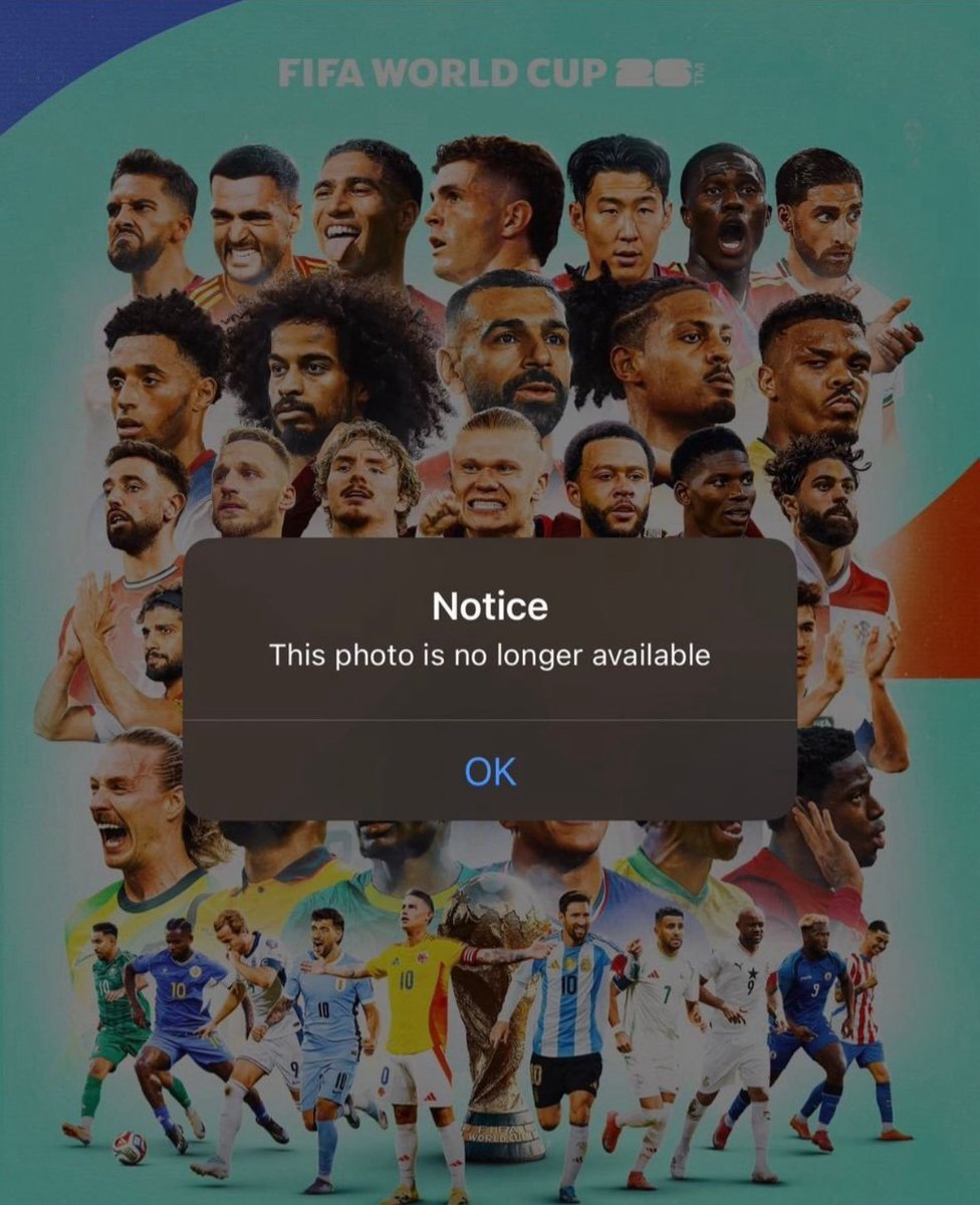 TouchlineX's tweet image. 🚨 𝗕𝗥𝗘𝗔𝗞𝗜𝗡𝗚: FIFA&apos;s official account has DELETED the first official poster of the 2026 World Cup from their social media accounts.

They received many negative comments for not including Cristiano Ronaldo on the poster.