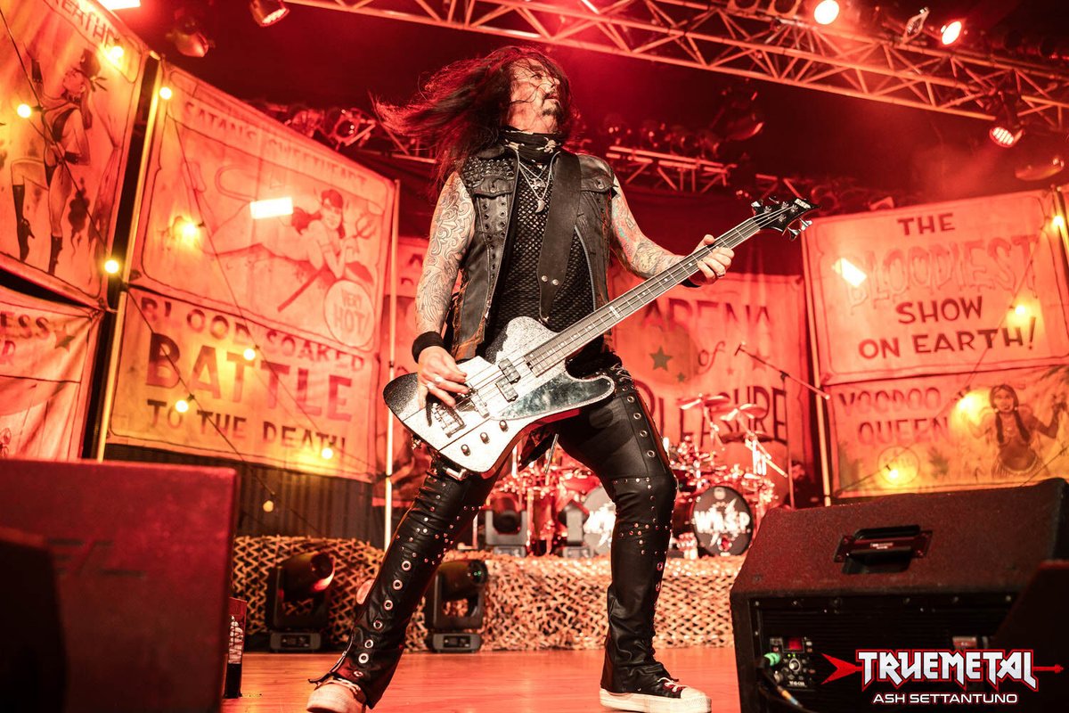 WASPOfficial's tweet image. Make sure you are following W.A.S.P. so you don’t miss future tour date announcements, click bnds.us/r0zzt7 

#wasp #waspnation #blackielawless #AlbumOneAlive #80smetal #hardrock #heavymetal #wingedassassins #wildchild