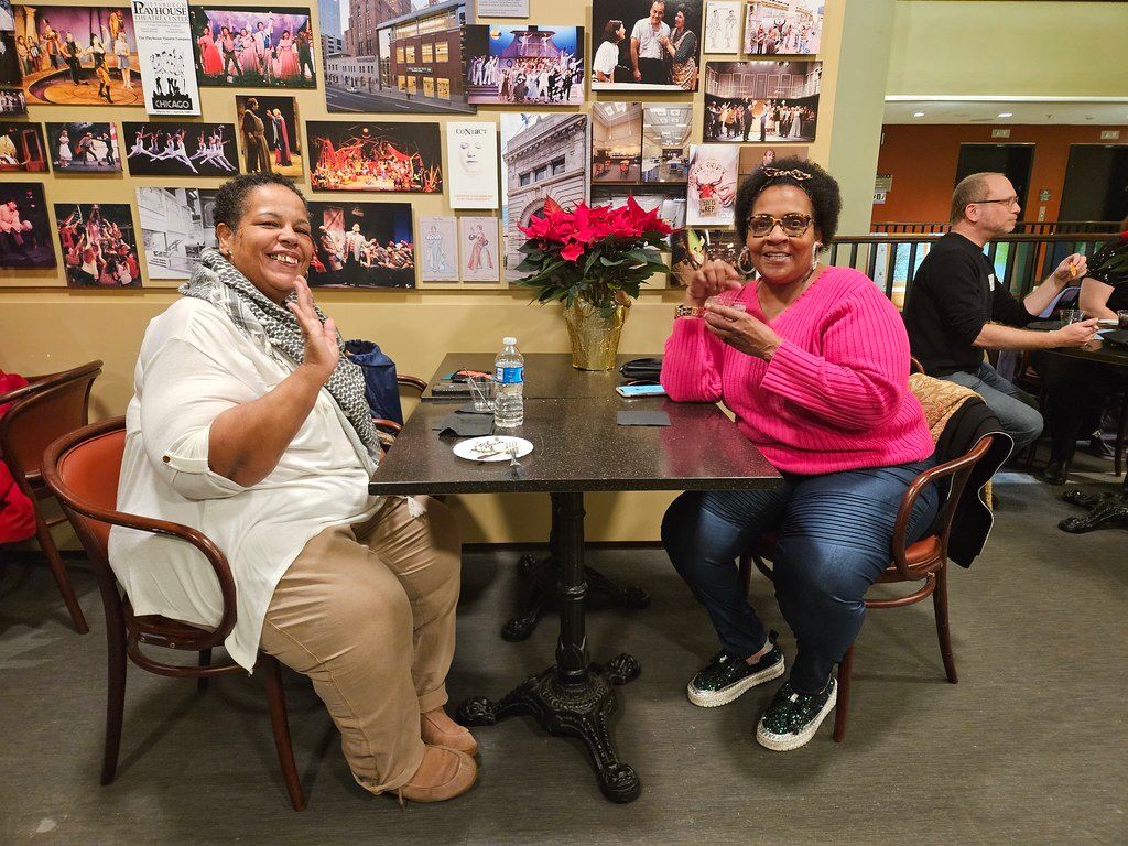 Join us on December 19 for the Pittsburgh Jazz Orchestra Holiday Concert at 7 p.m., then stick around for a post-show Alumni Happy Hour in the 3rd floor Playhouse lobby!

RSVP Today: buff.ly/vmhuonO 
Buy Your Tickets Here: buff.ly/PXudZCR