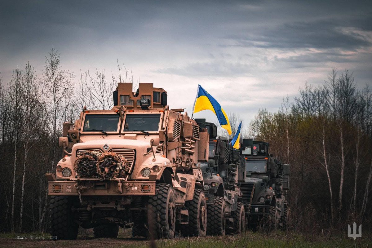 DakdaR22's tweet image. We overcame halfway for these heroes from Zaporizhzhia 🫂🇺🇦❤️
Thank you so much, you are great ❤️🥰
Let&apos;s make another leap forward 🙌

🚨31st Brigade&apos;s reconnaissance company need vehicle for transport and evacuation❤️‍🩹🙏

🎯: 8000$ (second car)
✅️: 4002$

🅿️aypal:…