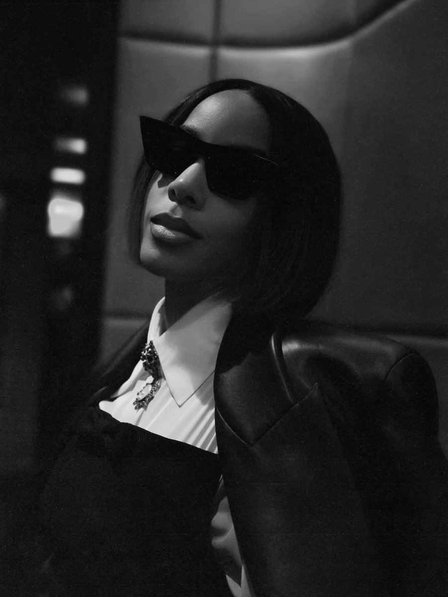 KELLYROWLAND's tweet image. 📍NYC | PRESS DAY