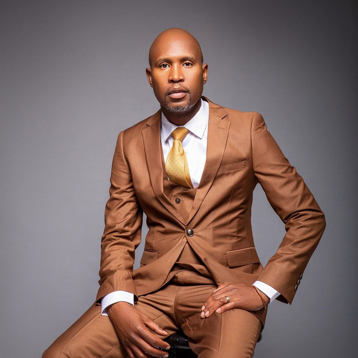 MPMirror's tweet photo. Mpumalanga Tourism and Parks Agency CEO Mduduzi Vilakazi has resigned pending hmtge conclusion of his disciplinary process. #mpmirror #reflectingthetruth #20YearsOfMPMirror https://t.co/8yy8zjWzeU
