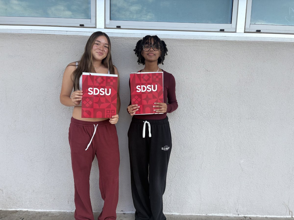 ACHS_AVID's tweet image. AVID Students, Arrissa and Soul received their pennits and brochures from San Diego State University!