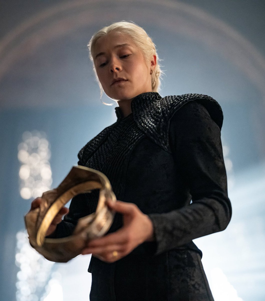 Targ_Nation's tweet image. wear black if you&apos;re the rightful queen of westeros