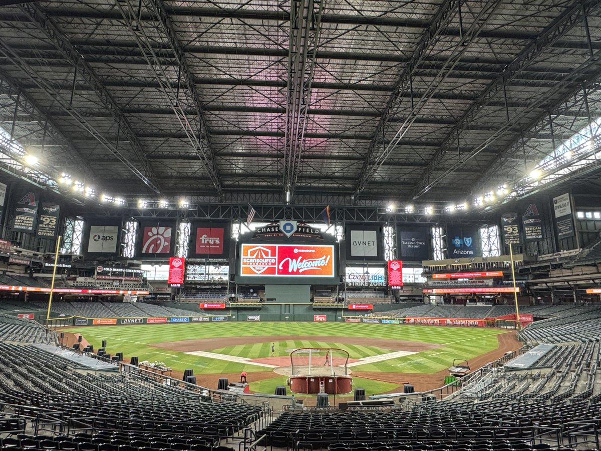 CodeCorp's tweet image. ⚾ Thank you, @ScanSource, for a great day at the Phoenix Roadshow 2025.

From AI insights to on-the-ground conversations with VARs, MSPs, ISVs, and SIs, it was a strong lineup of ideas and opportunities.

Together with partners, we explored how Code data capture helps solve…