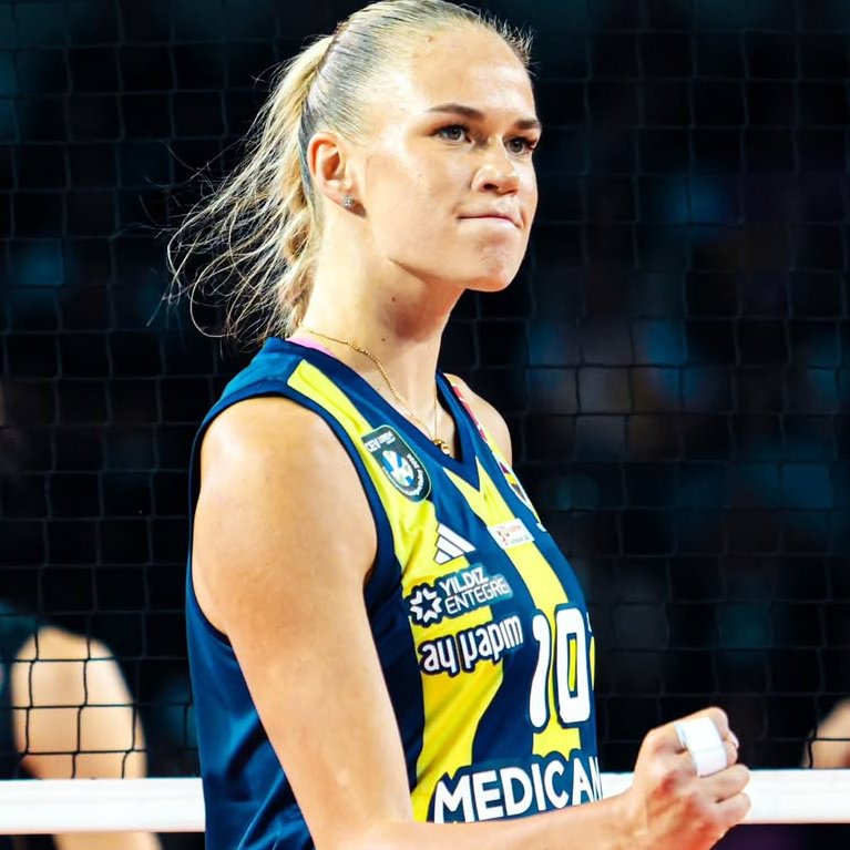 ⚡️ Arina Fedorovtseva x Galatasaray – İLK SET PERFORMANSI

🔥 9/15 (%60 hücum)
📥 %11 PM – %11 MM (9 manşet)
💥 9 sayı – +5 WL