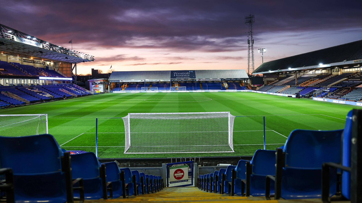 theposh's tweet image. 📷🌇

#pufc