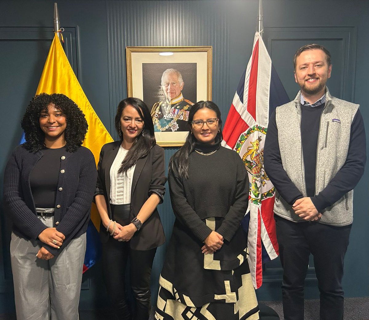 ichthion's tweet image. Nuestra Directora País, Andrea Lema, y nuestra Gerente Comercial, Carolina Saá, se reunieron con la @UKinEcuador para fortalecer la relación entre Ichthion y el Reino Unido, y avanzar en nuestra misión de proteger nuestros ríos y océanos de la contaminación plástica.