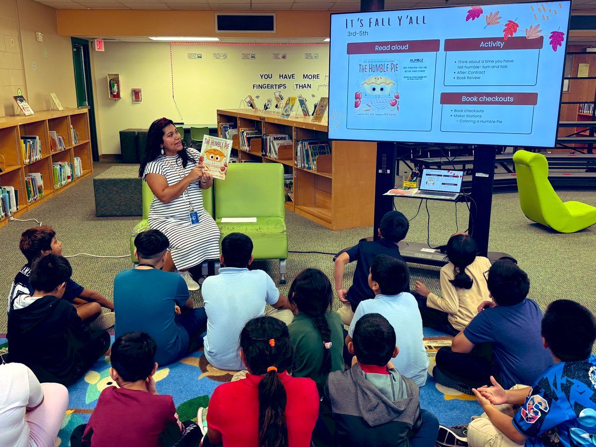 IrvingLibraries's tweet image. A dynamic lesson with The Humble Pie! 🥧📚Students practiced inferencing, figurative language, &amp;amp; vocabulary in English &amp;amp; Spanish through think-pair-share discussions on humility w/ @EstherRivas_3. They wrapped up with book ✅out, reviews, art, &amp;amp; Interland for digital citizenship!