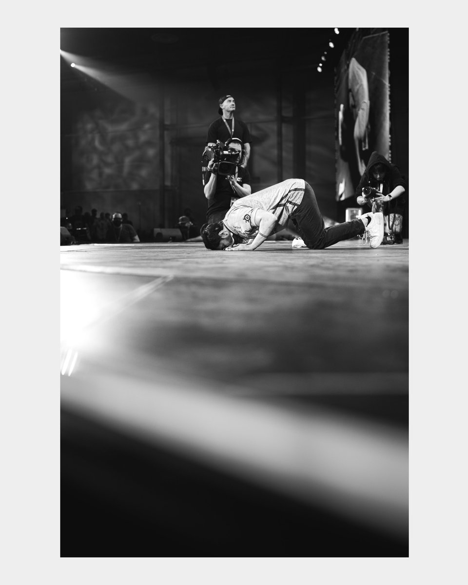 bernard iv tweet media